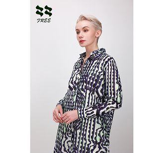 Center front and sleeve cuff with buttons(001)