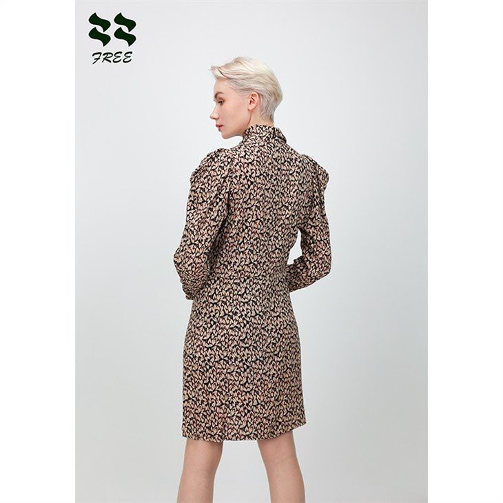 Skirt shows A shape